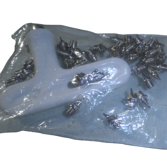 Thestron Track and Field Shoes, Men 4, Women 6, Foot Length 9.06", Red/Black - Picture 7 of 10